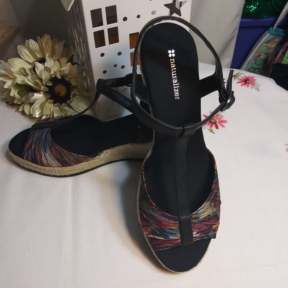 473 Size 8.5 Naturalizer Jute Platform Heels